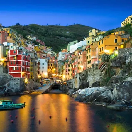 Sabrina Maison Chic Casa Di Giulia Alle Cinque Terre * Riccò del Golfo di Spezia