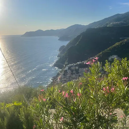 Sabrina Maison Chic Casa Di Giulia Alle Cinque Terre Сasa de vacaciones Riccò del Golfo di Spezia